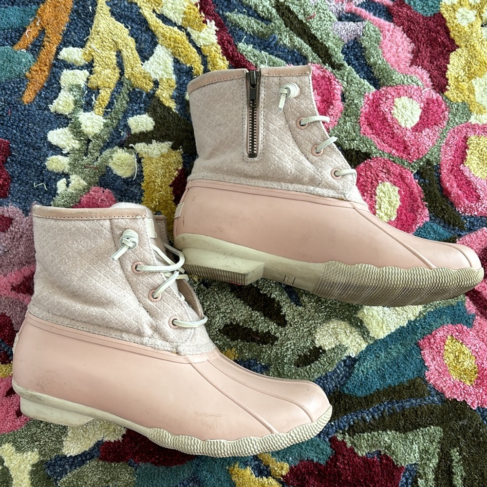 Sperry blush pink duck boots size 7